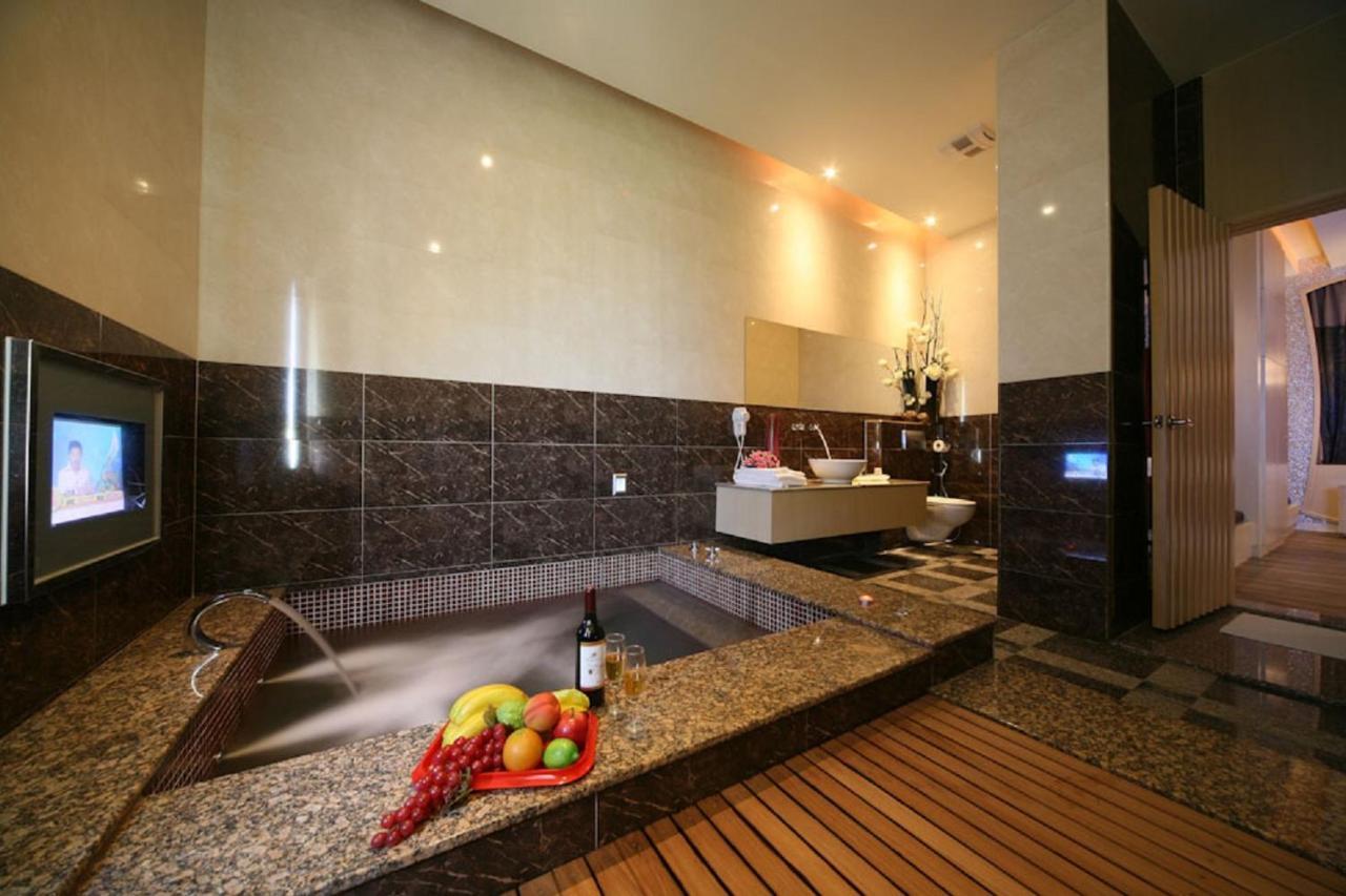 Hua Mu Lan Hotel Shalu ภายนอก รูปภาพ